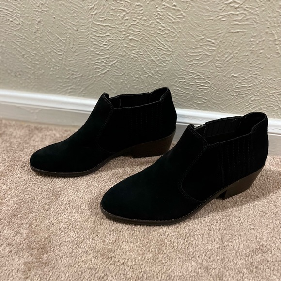 Luck Brand Folley Suede Booties size 8.5 - Picture 2 of 6